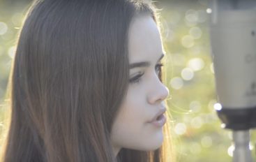Regionalna YouTube zvijezda Marija Žeželj potpisala ugovor za Universal Music i najavila prvi singl!