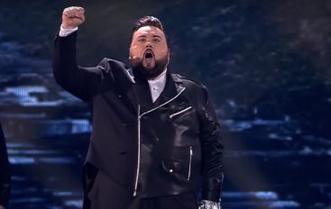 IDEMO U FINALE: Pogledajte nastup Jacquesa Houdeka u polufinalu Eurosonga