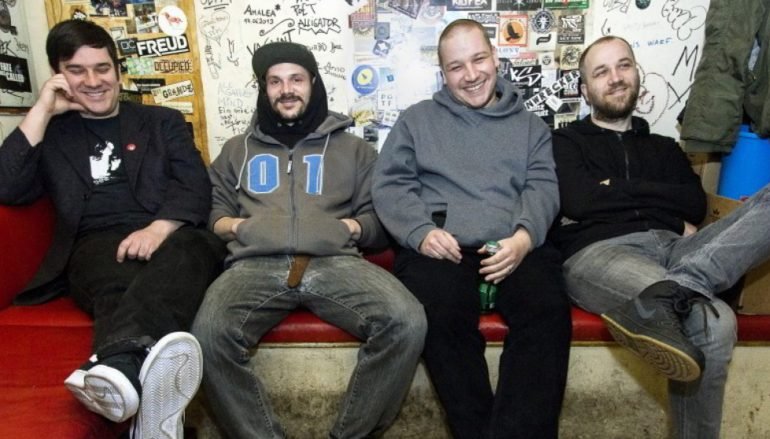 Zagrebački indie rockeri ESC Life predstavili spot za novu pjesmu “Hero of the Decade”