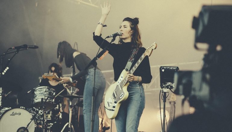 Kalifornijske indie rockerice Warpaint objavile prvi singl nakon 5 godina