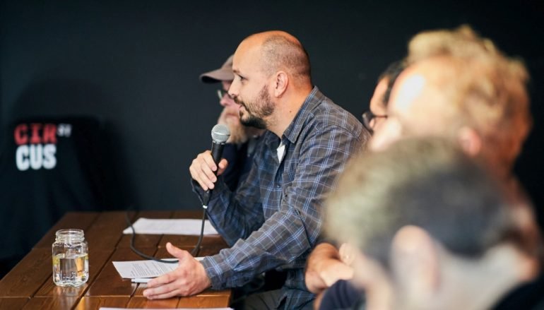 Intervju s Krešimirom Blaževićem, jednim od osnivača nezavisne novinarske glazbene nagrade Rock&Off