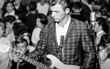 Umro ‘Kralj surf gitare’ i pionir surf glazbe Dick Dale!
