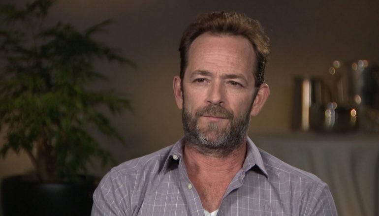 I glumački svijet zavijen u crno – umro Luke Perry, popularni Dylan iz “Beverly Hillsa”!