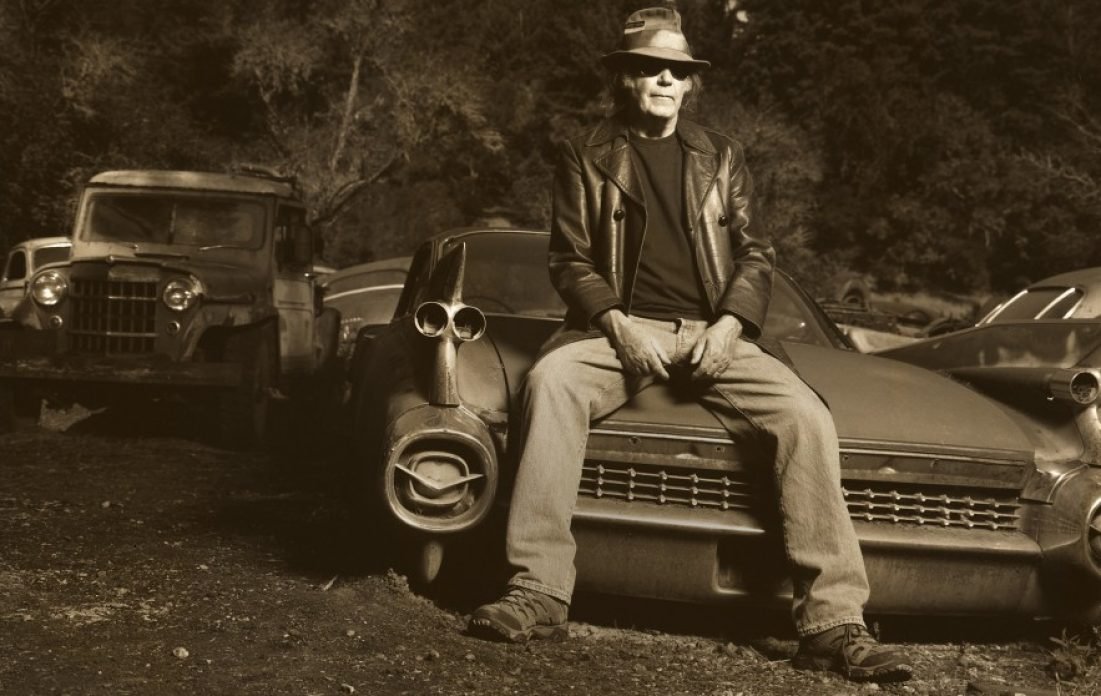 Neil Young ponovno kopa po svojoj arhivi i najavljuje objavu koncertnog albuma i filma