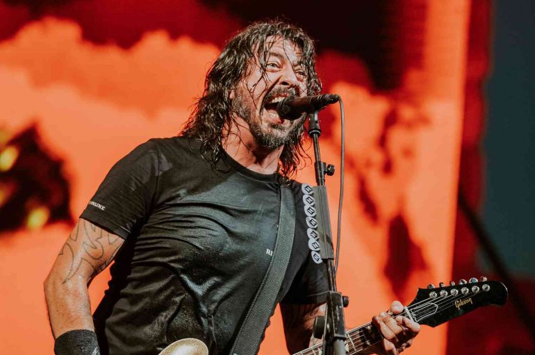 Foo Fighters otkazali obljetničku turneju
