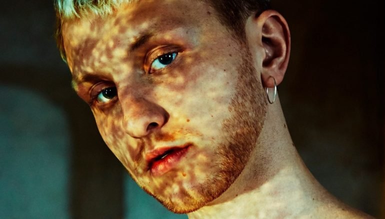 #svježasrijeda: ELIAS – švedski pjevač i kantautor s autentičnom vizijom pop glazbe