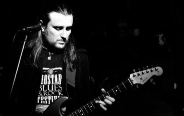 Pjevač i gitarist Divljih jagoda, Livio Berak, objavio prvi samostalni singl “Hoću novi život”