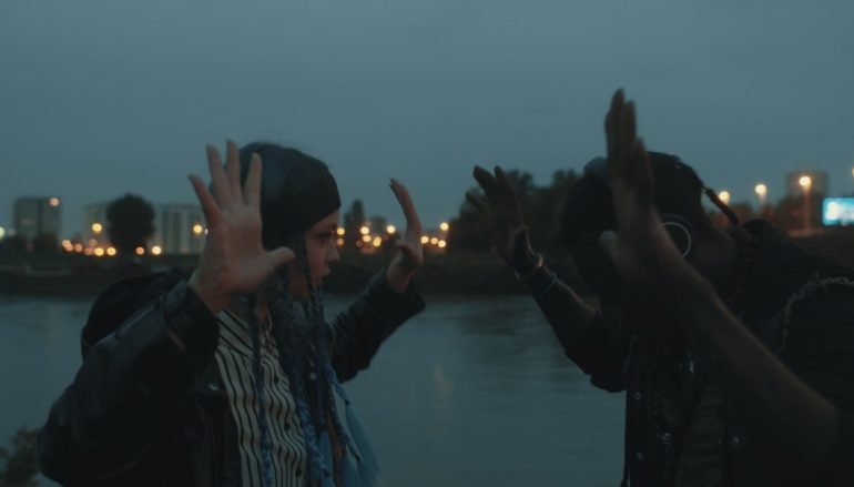 PREMIJERA: Glazbenica Anna Moor predstavlja videospot za pjesmu “Život kao rijeka”