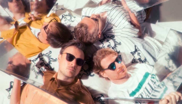RECENZIJA: Django Django: “Glowing in the Dark” – svemirsko iskustvo visoke kvalitete