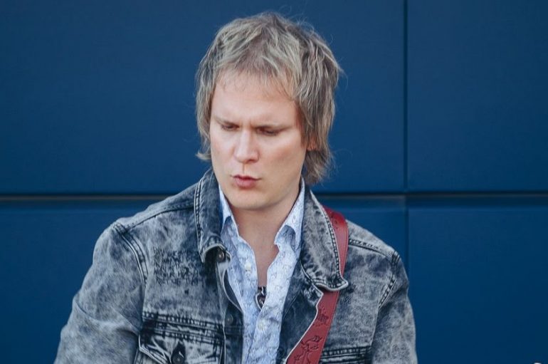 Borna Čop, dugogodišnji gitarist Jure Stublića & Filma, objavio prvi solo singl