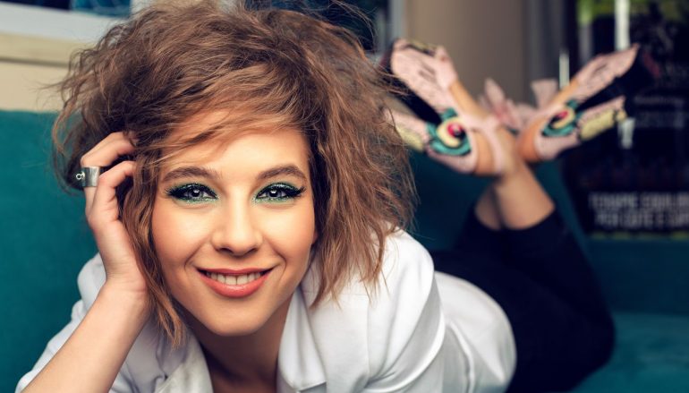 Alt pop glazbenica Kristina Kika Jovanović hollywoodskim spotom najavljuje album