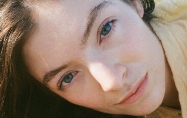 Lorde snimila videospot za novi singl “Leader of a New Regime”