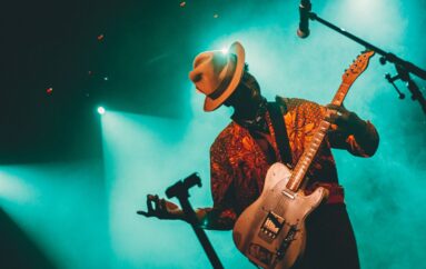 FOTOGALERIJA: Povratak gitarističkog genija Keziah Jonesa u Tvornicu kulture