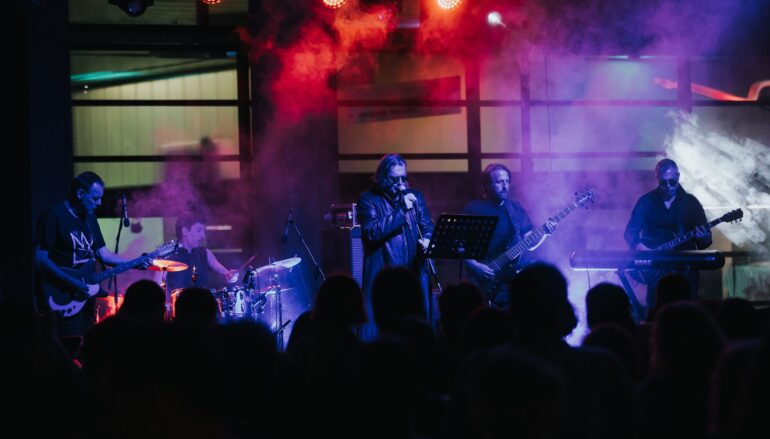 FOTOGALERIJA: Koncertom Mizara uz podršku Phantasmagorije nastavljeno Ljeto u MSU