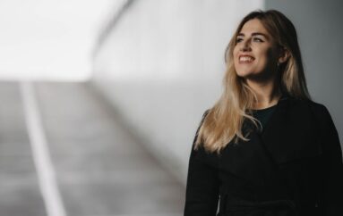 Kantautorica Gordana Marković objavila pjesmu i spot “Niti” kojima odmotava uvod u novi album
