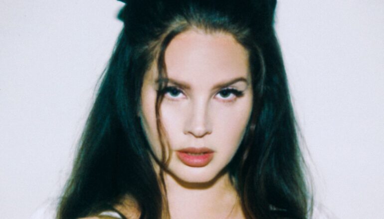 Lana Del Rey otkrila deveti studijski album “Did you know that there’s a tunnel under Ocean Blvd”