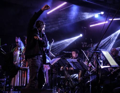 Mimika_orchestra_260412_Ivor_Bulat-23